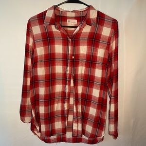 GAP Red and White Flannel Button Down Shirt